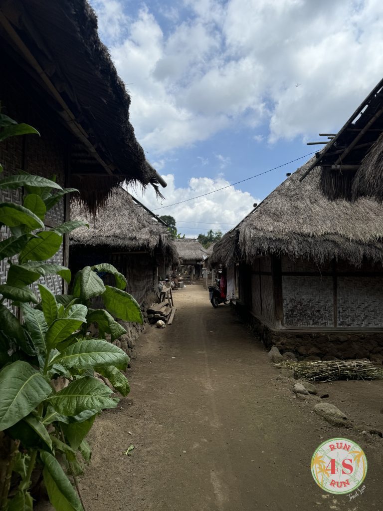 Poblado Sasak Senaru Lombok