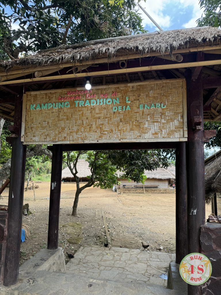 Poblado Sasak Senaru Lombok