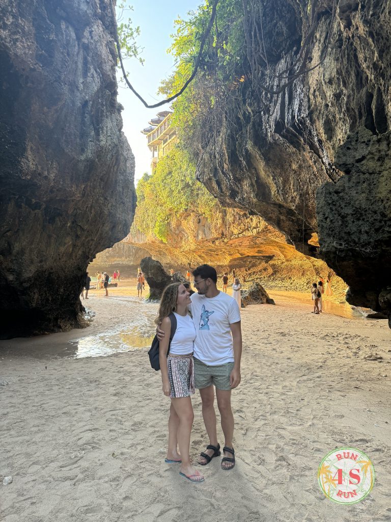 Suluban Beach Uluwatu